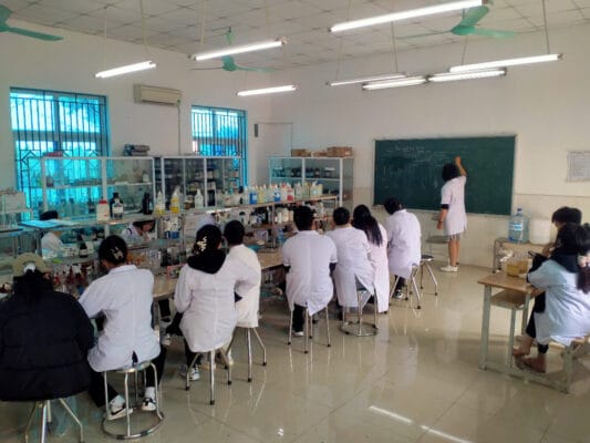 học dưỡc sĩ có khó không